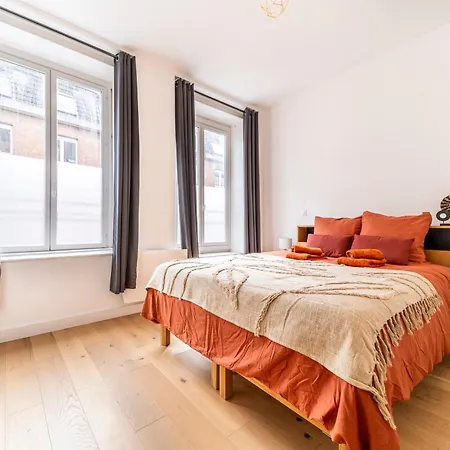 Apartment L'ocre - 2 Bedrooms - 6 People - Private Parking - Wi-fi - Netflix Tourcoing